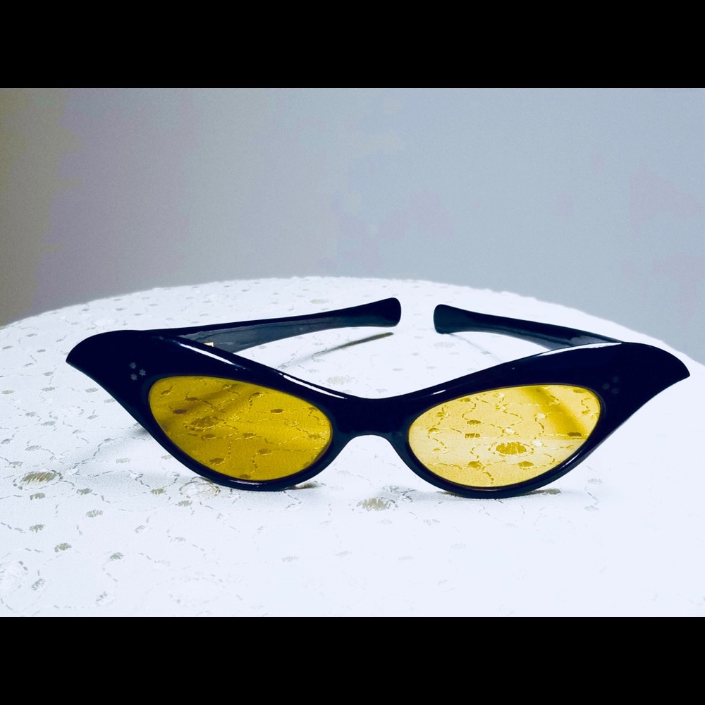 A.A.SUTAIN Fabulous 60’s  BLACK CAT Eye Sunglasses